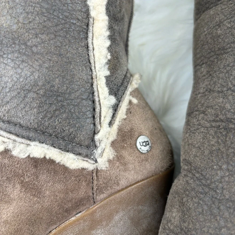 UGG TALL WINTER WEDGES PULL UP BOOTS SIZE 8